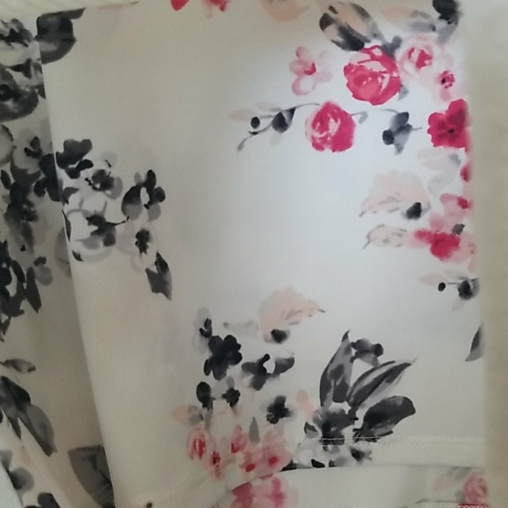 WHBM Women's Workplace Siren Girly White Sequin Overlay Floral Tank PXS - Picture 9 of 9